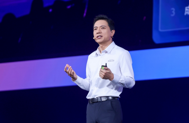 李彦宏：智能体是AI应用的最主流形态 即将迎来爆发点(图1)